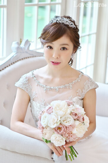 ティアラ　ウエディング　ブライダル　結婚式