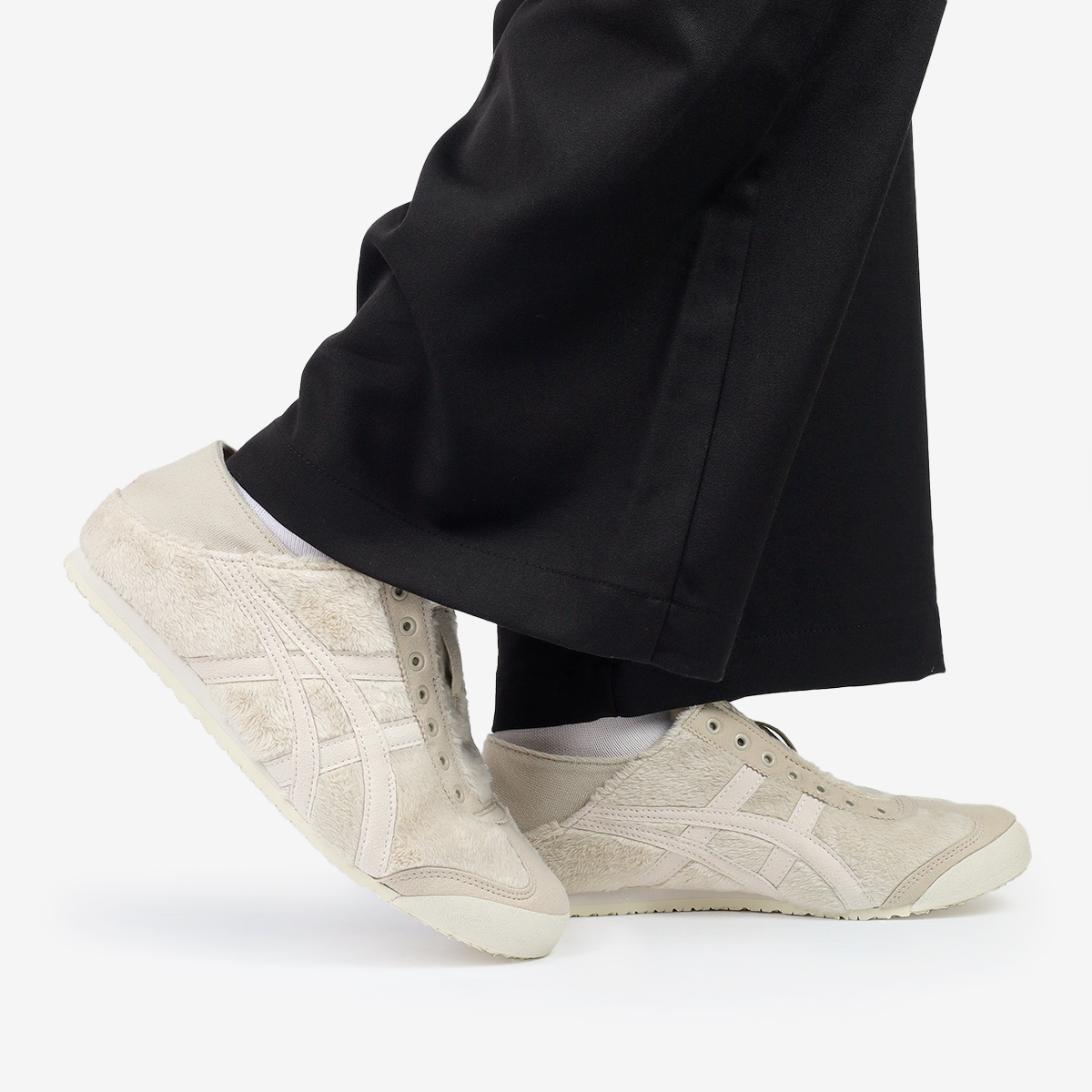 売切れ前に Onitsuka Tiger MEXICO 66 PARATY かかとがPOINT MEXICO 66 PARATY / メキシコ 66 パラティ（スリッポン