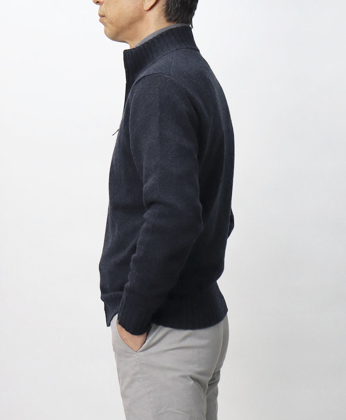 フィリッポ デ ローレンティス / FILIPPO DE LAURENTIIS スタンド