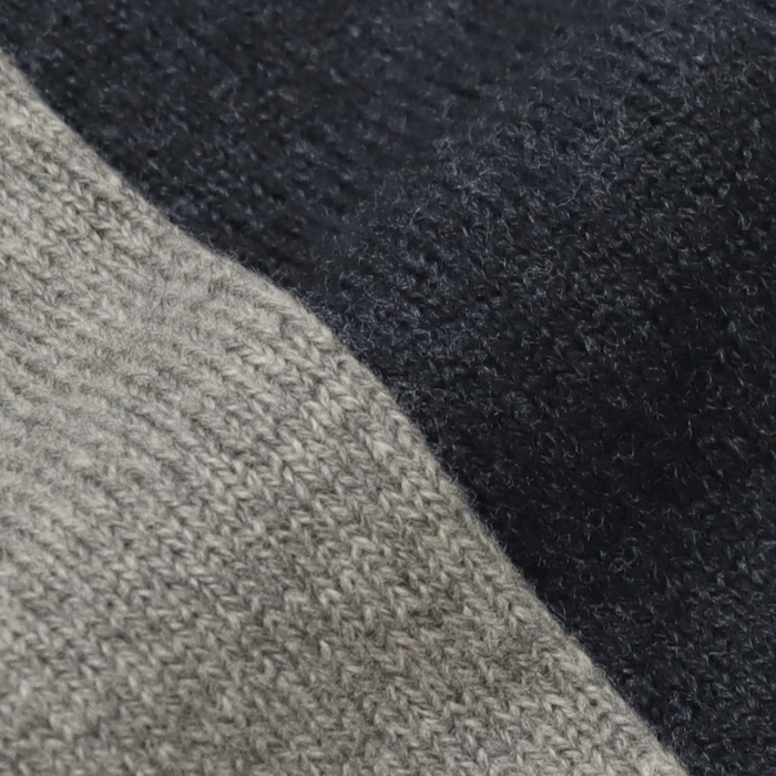 フィリッポ デ ローレンティス / FILIPPO DE LAURENTIIS スタンド