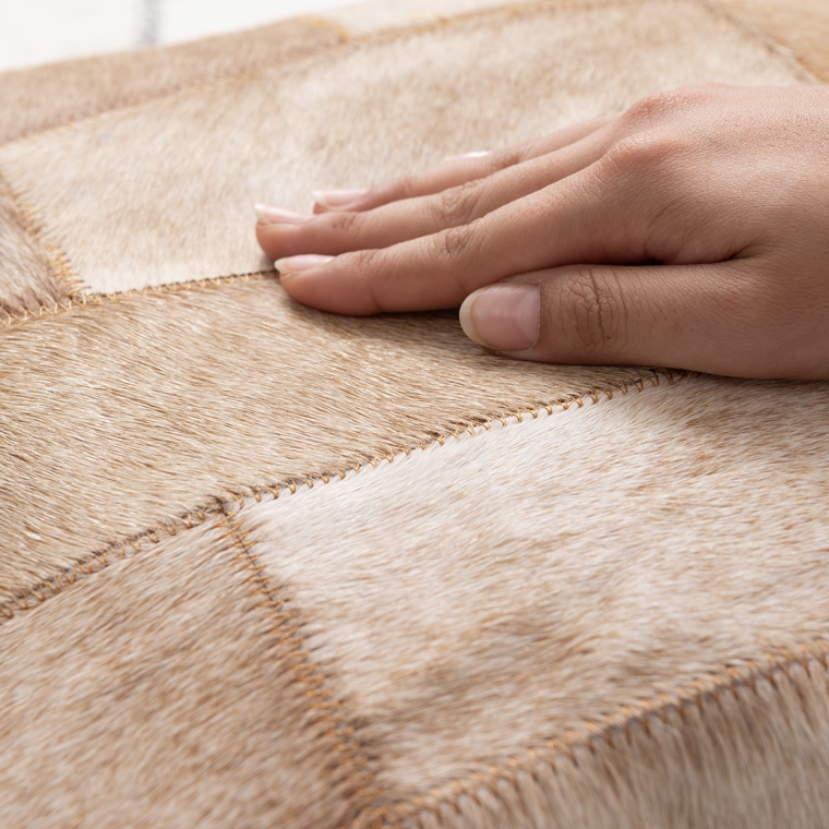 クッション 本革/１個/45×45 厚さ16 |  | 18