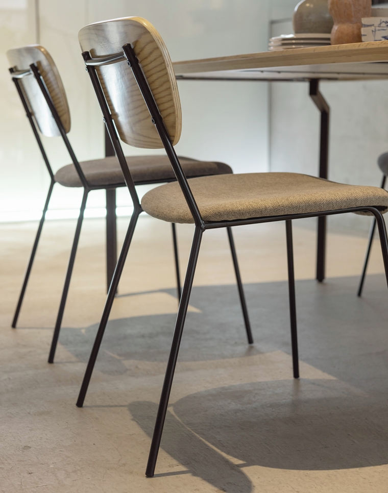 チェア ミーティングチェア/１脚/幅48 座面高46 |  | 10