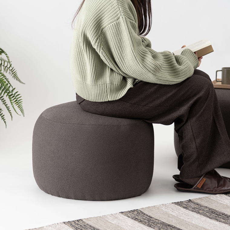 スツール 腰掛 オットマン/卵形/１個/幅60 高さ33 |  | 17