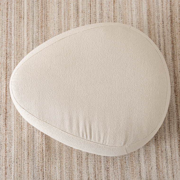 スツール 腰掛 オットマン/卵形/１個/幅60 高さ33 |  | 08