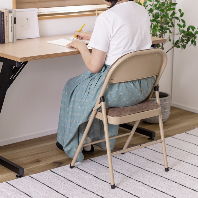 ミーティングチェア チェア パイプ椅子/折畳/幅47 座面高48/1脚 |  | 23