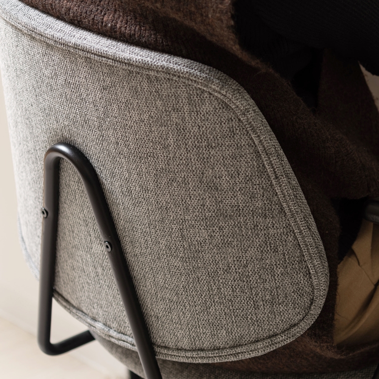 ワークチェア デスクチェア/回転昇降機能付/幅61.5 座面高44-53 |  | 16