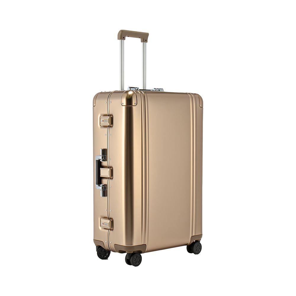 ゼロハリバートン　アルミスーツケース　約70L　キャリーバッグ　ビジネス　出張 ZERO HALLIBURTON（ゼロハリバートン） 【並行輸入品