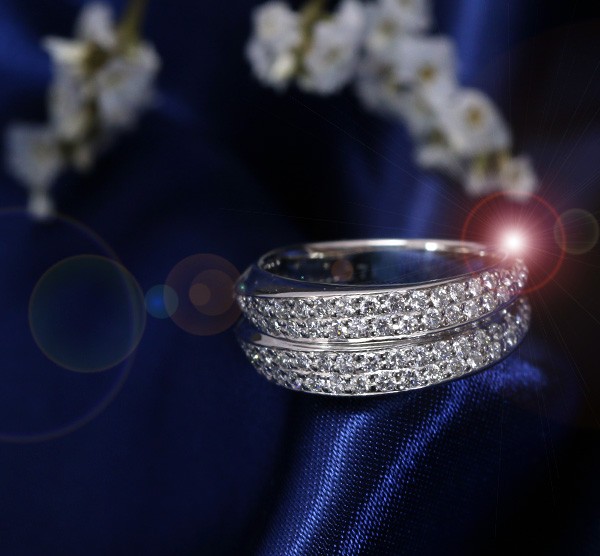 Pt900天然ダイヤモンドデザインリング ダイヤモンド 0.71ct リング/指輪 PT900 VS級上質 ひねりパヴェ・重ね