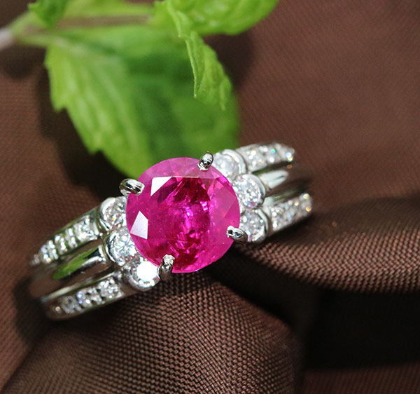 ルビー リング/指輪 2.610ct プラチナ900 PT900 貫録の大粒2ct超え