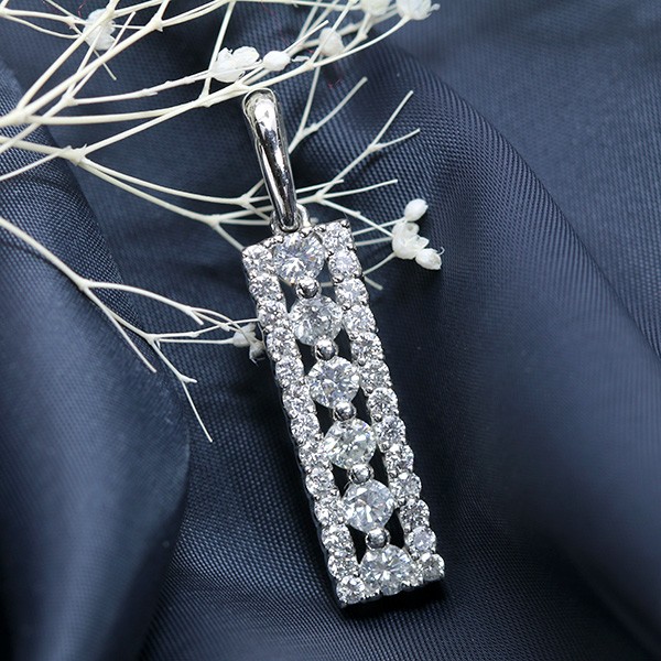 プラチナ900 天然ダイヤモンド　1カラット ペンダントトップ m109-050008-600-01.jpg?fitin=