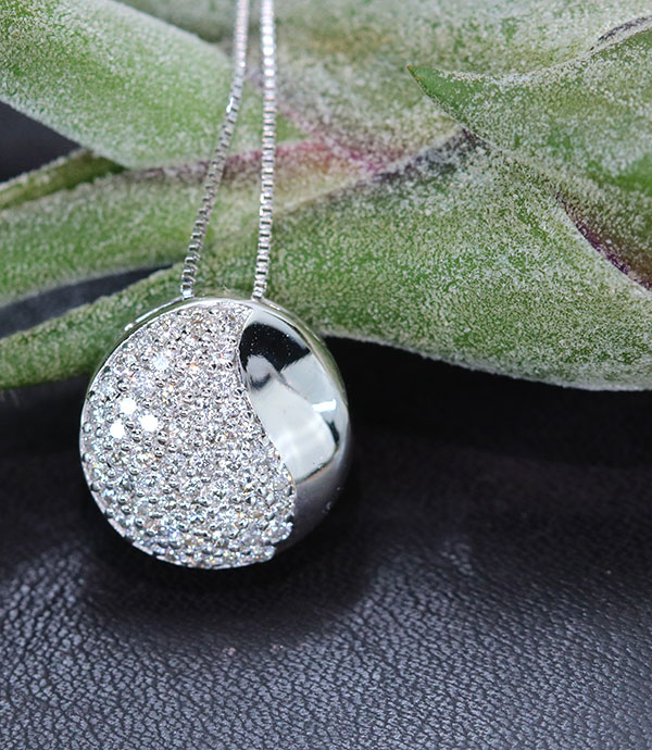 ダイヤモンド ネックレス 0.40カラット K18WG サークル パヴェと鏡面の 