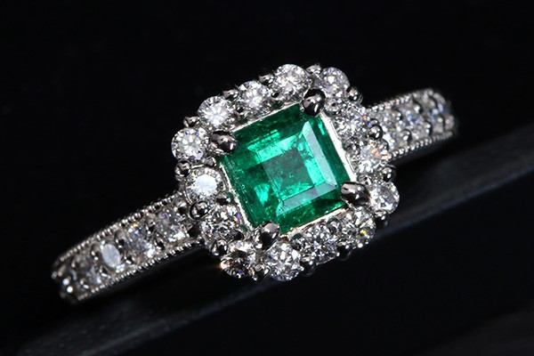 コロンビア産 エメラルド 1.カラット リング/指輪 PT900 一生ものの1