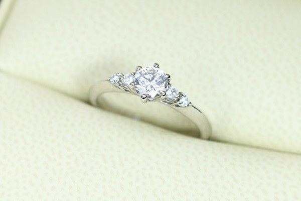 ダイヤモンド（空枠） 0.50 （±0.05ct可）ct用 リング 指輪 枠 K18