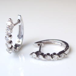 PT900 縦2.5cm 各0.3ct 中折れバネ式フープピアス フープピアス【高級仕様】K18YG PG WG pt900【0.3ct】ダイヤモンド
