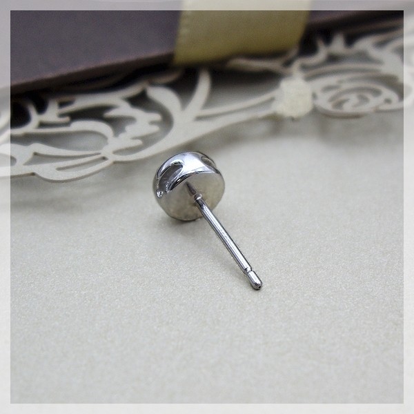 一粒ダイヤモンドピアス 品質勝負 pt900 計0.6ct 片耳ピアス メンズ