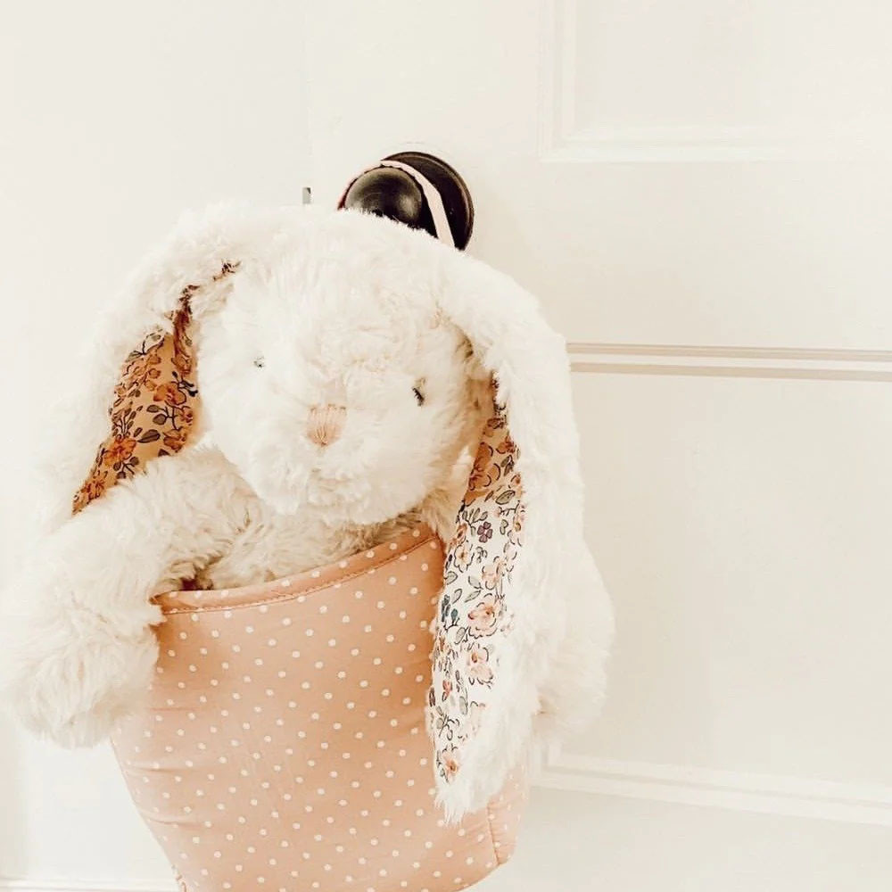  バニー ぬいぐるみ 花柄耳 3色 【正規品／原箱付き】 magnet_171344017400.jpg