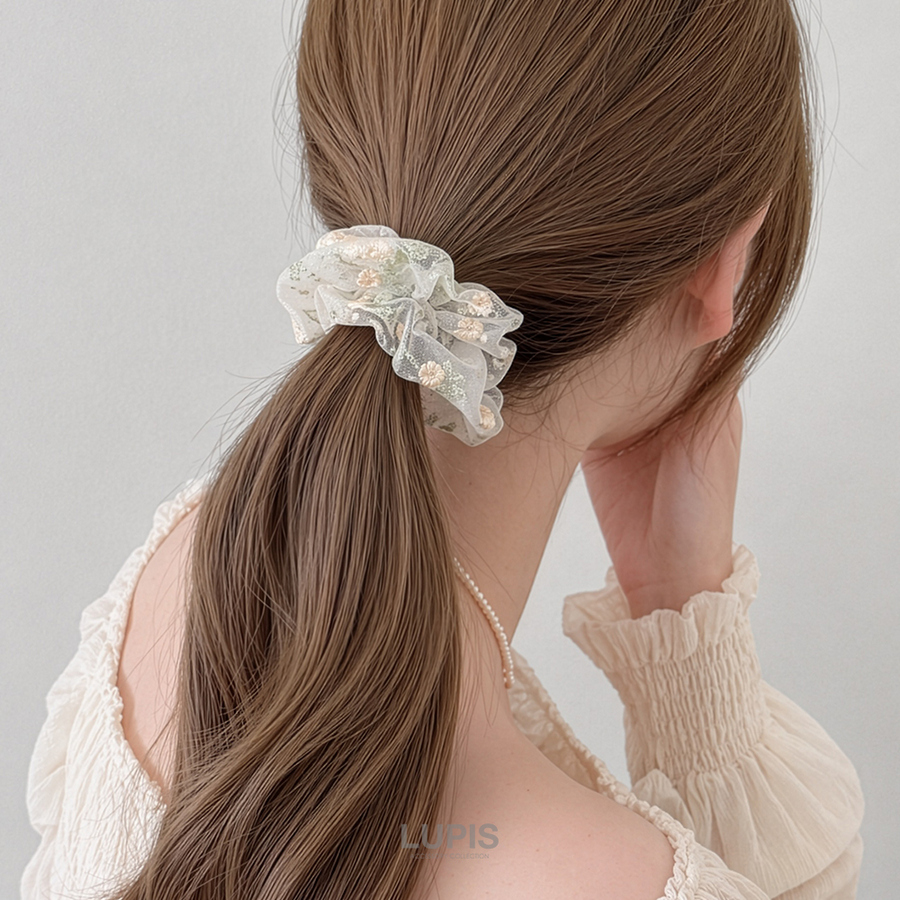 LUPIS（ルピス） シュシュ ヘアアクセサリー チュール 刺繍 フラワー