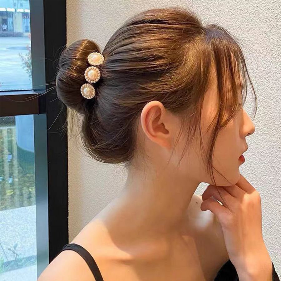 ヘアアクセサリー シニヨン シニヨンメーカー お団子 簡単 パール フラワー ヘアアレンジ 大人 激安 秋冬 2022 ルピス LUPIS  :v1457:LUPIS Yahoo!店 - 通販 - Yahoo!ショッピング