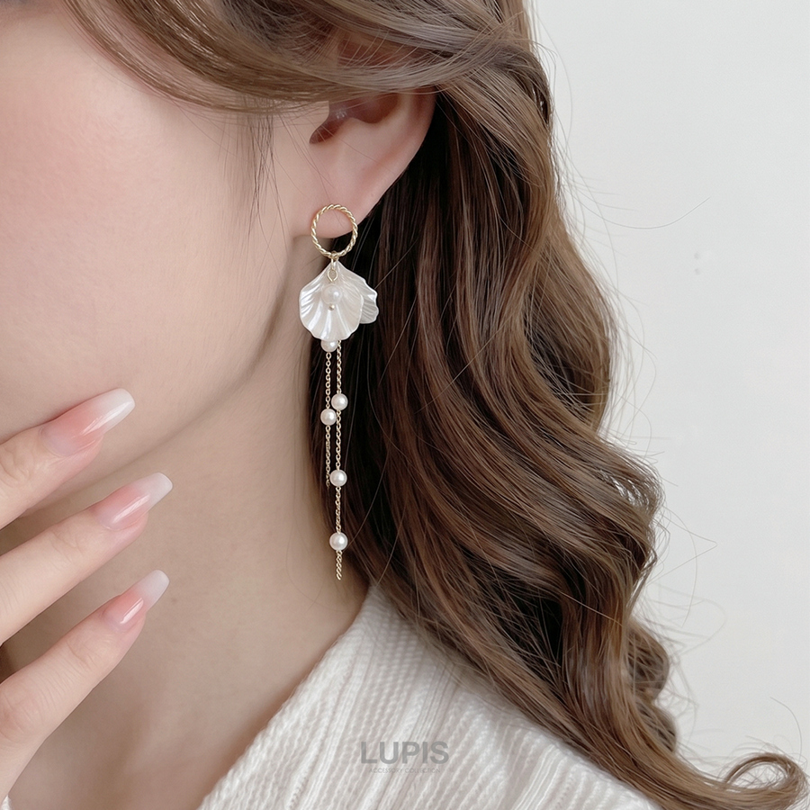 LUPIS（ルピス） ピアス レディース ペタル 花びら フラワー チェーン