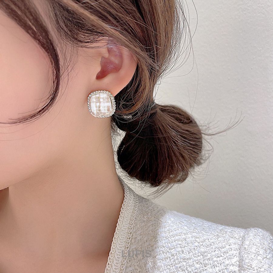 新作⭐　ツイード　ケミカルレース　ボタン　カボション　ピアス　イヤリング　赤　春 LUPIS（ルピス） ピアス レディース ツイード くるみボタン カボション