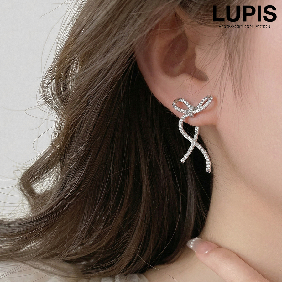 LUPIS（ルピス） ピアス リボン キラキラ パヴェ バックキャッチ 上品
