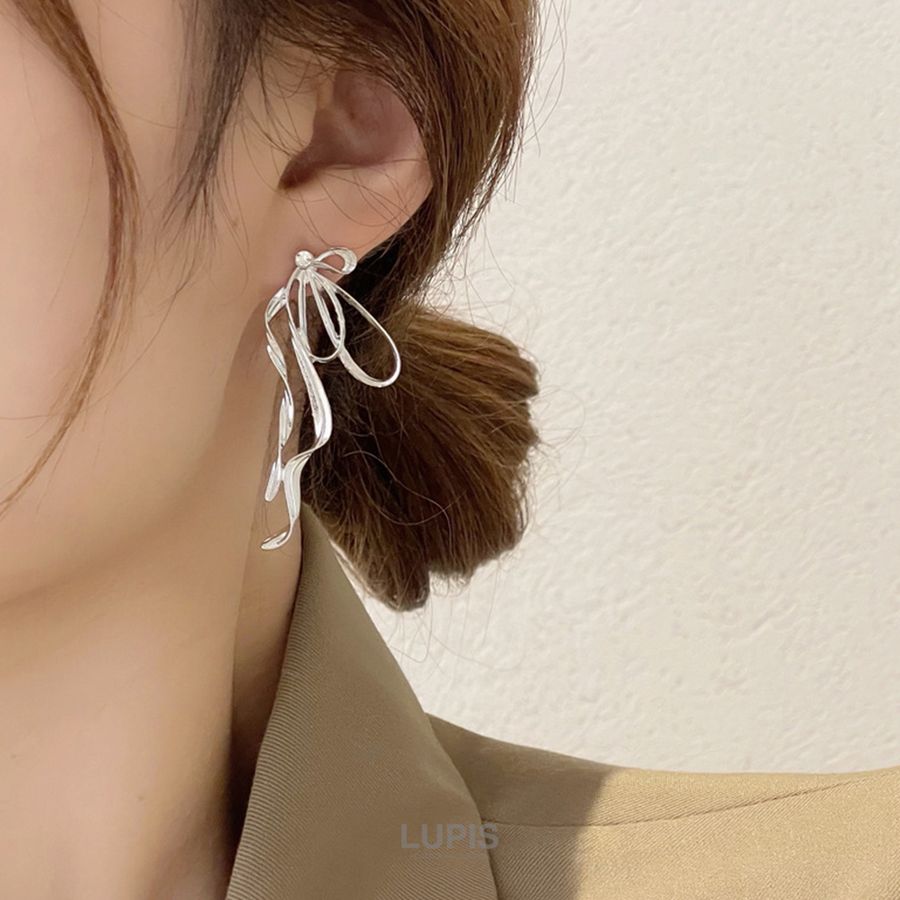 LUPIS（ルピス） ピアス レディース リボン ニュアンス こなれ感 優雅