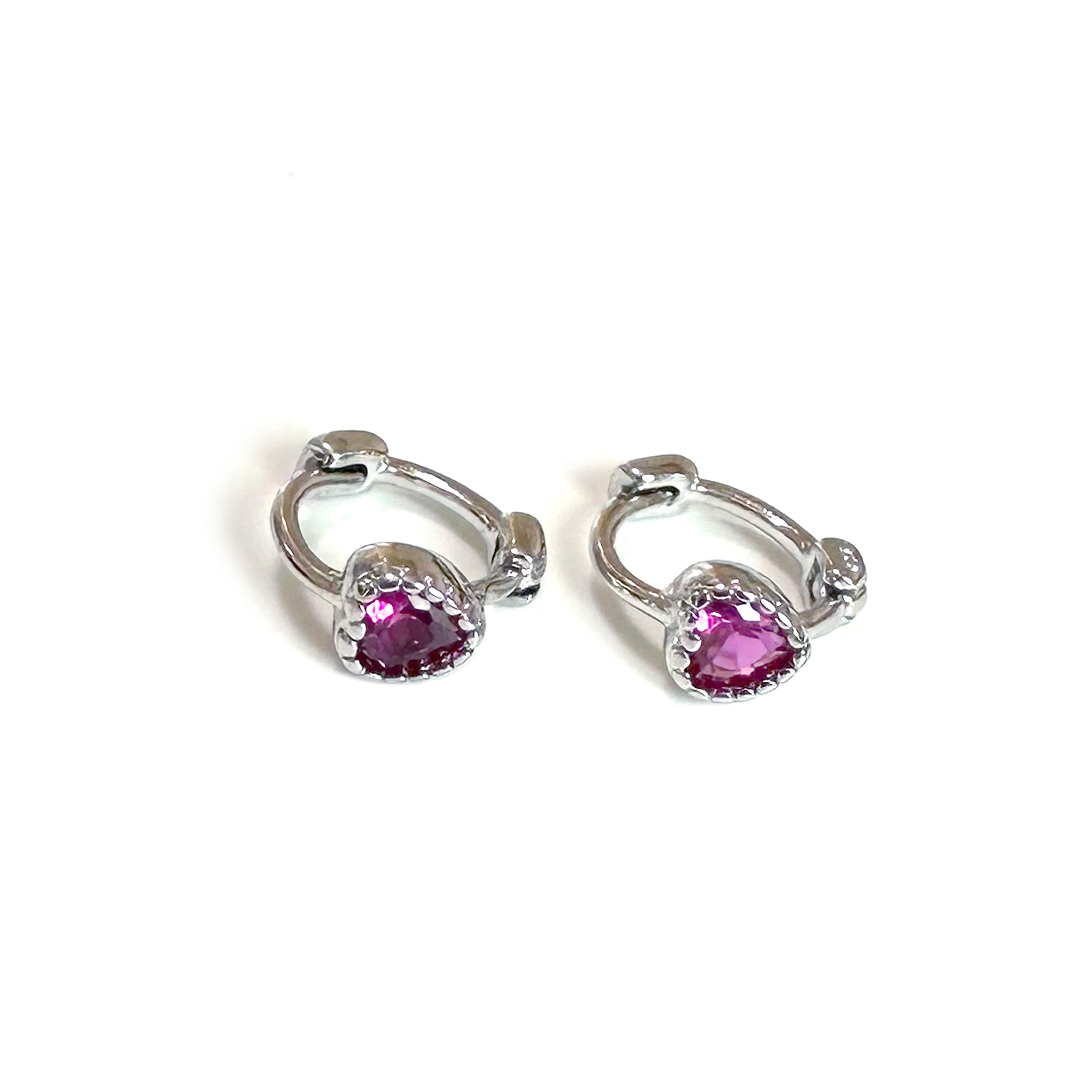 黒猫とルビーのピアス〈A〉〜14kgf〜 | Ketti