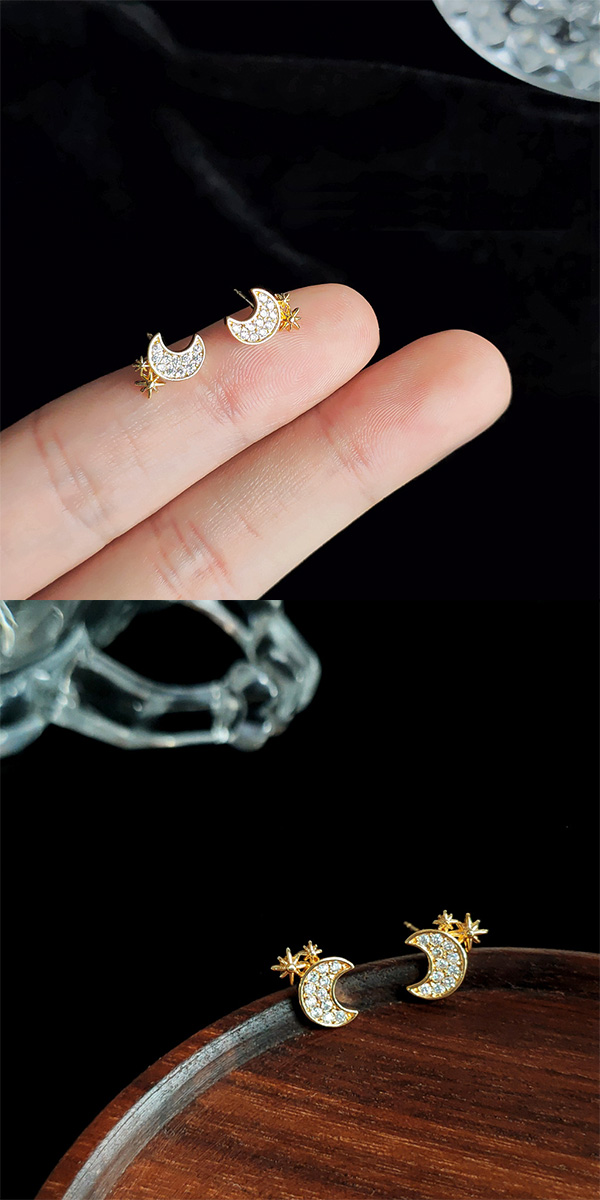 三日月ピアス3