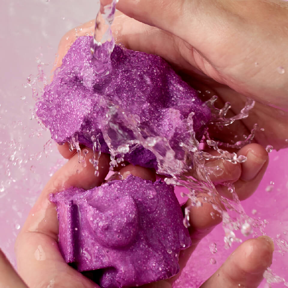 LUSH ラッシュ 公式 ウィッチ バブルバー ハロウィン 限定