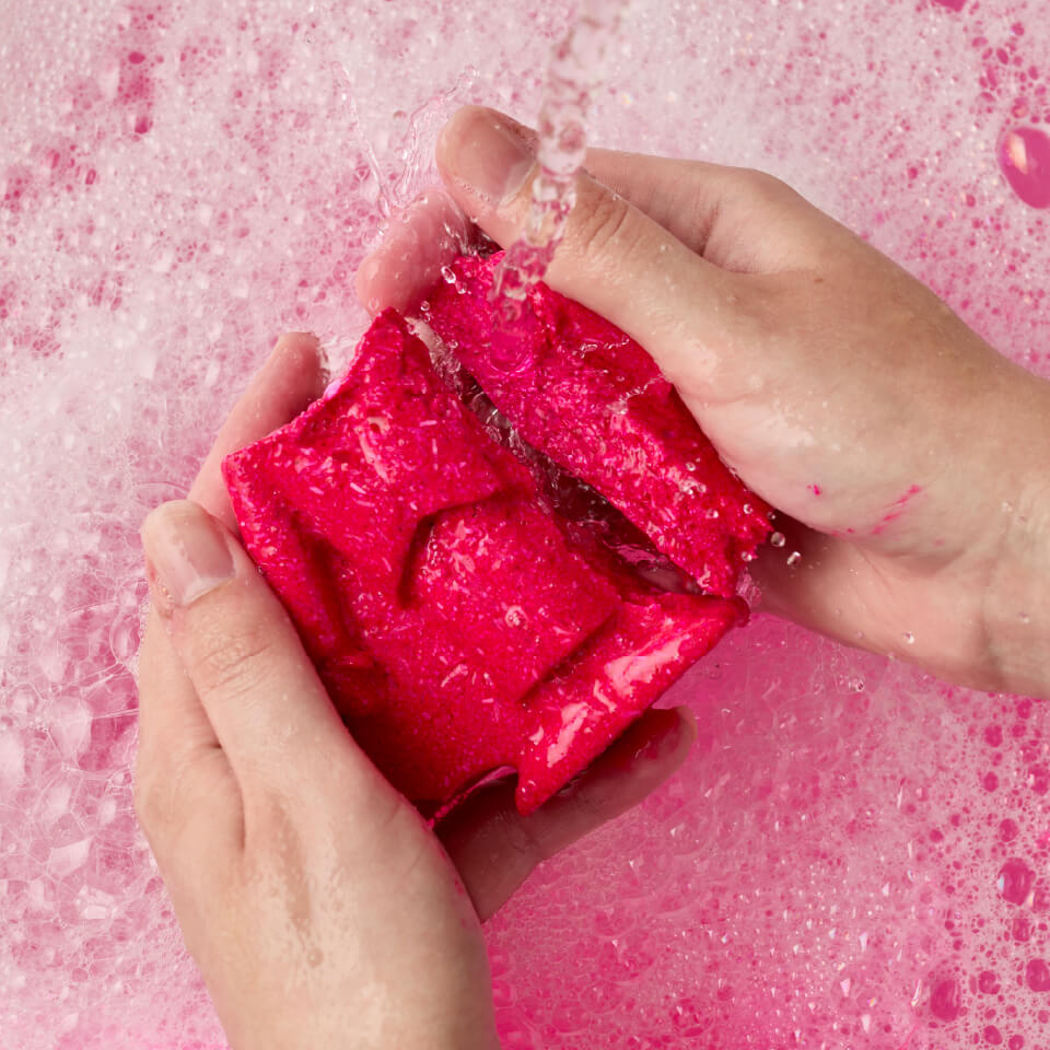 LUSH ラッシュ バスボム・バブルバー 未使用未開封 送料込 楽天市場】公式 LUSH ハッピーデーズ ギフトセット バスボム