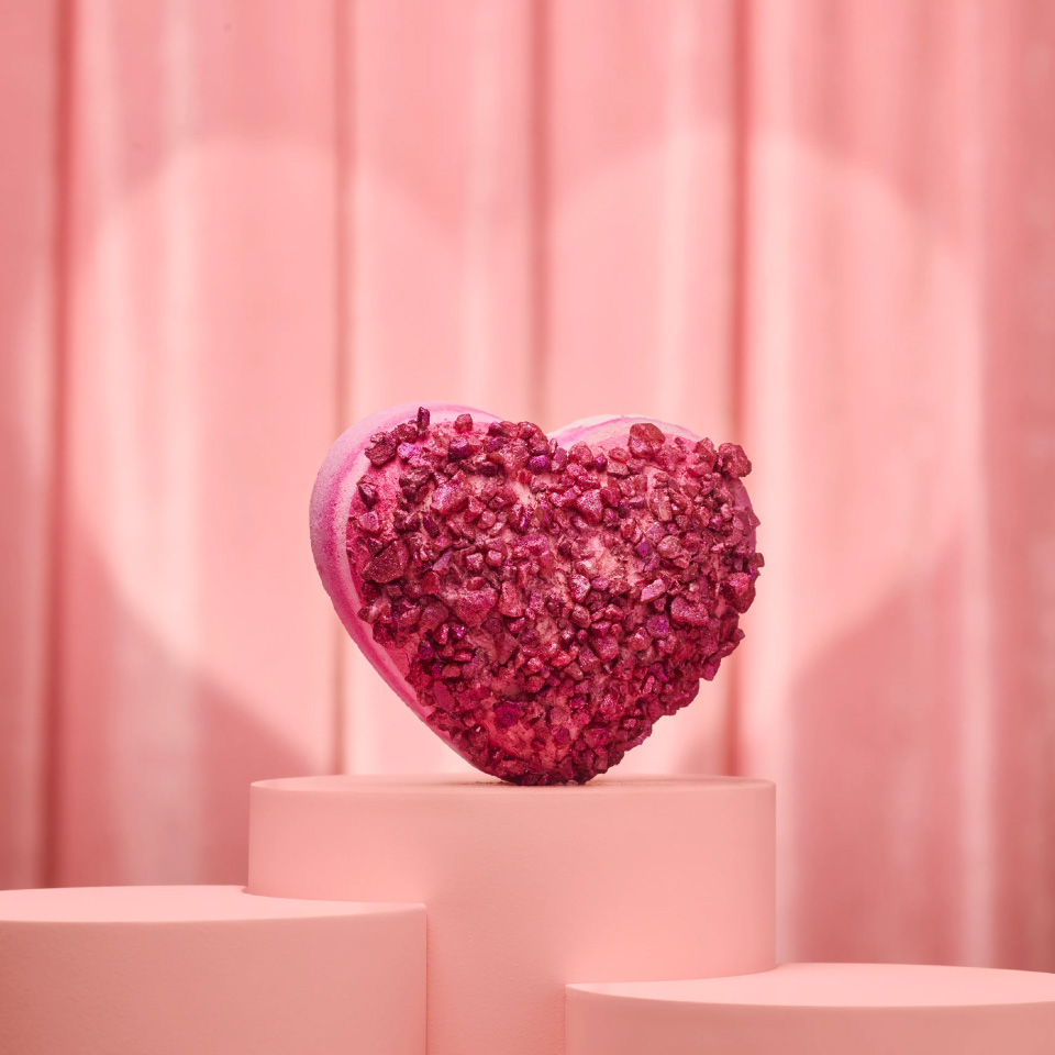 LUSH（ラッシュ） ライフインロージーライト バスボム 入浴剤 2026