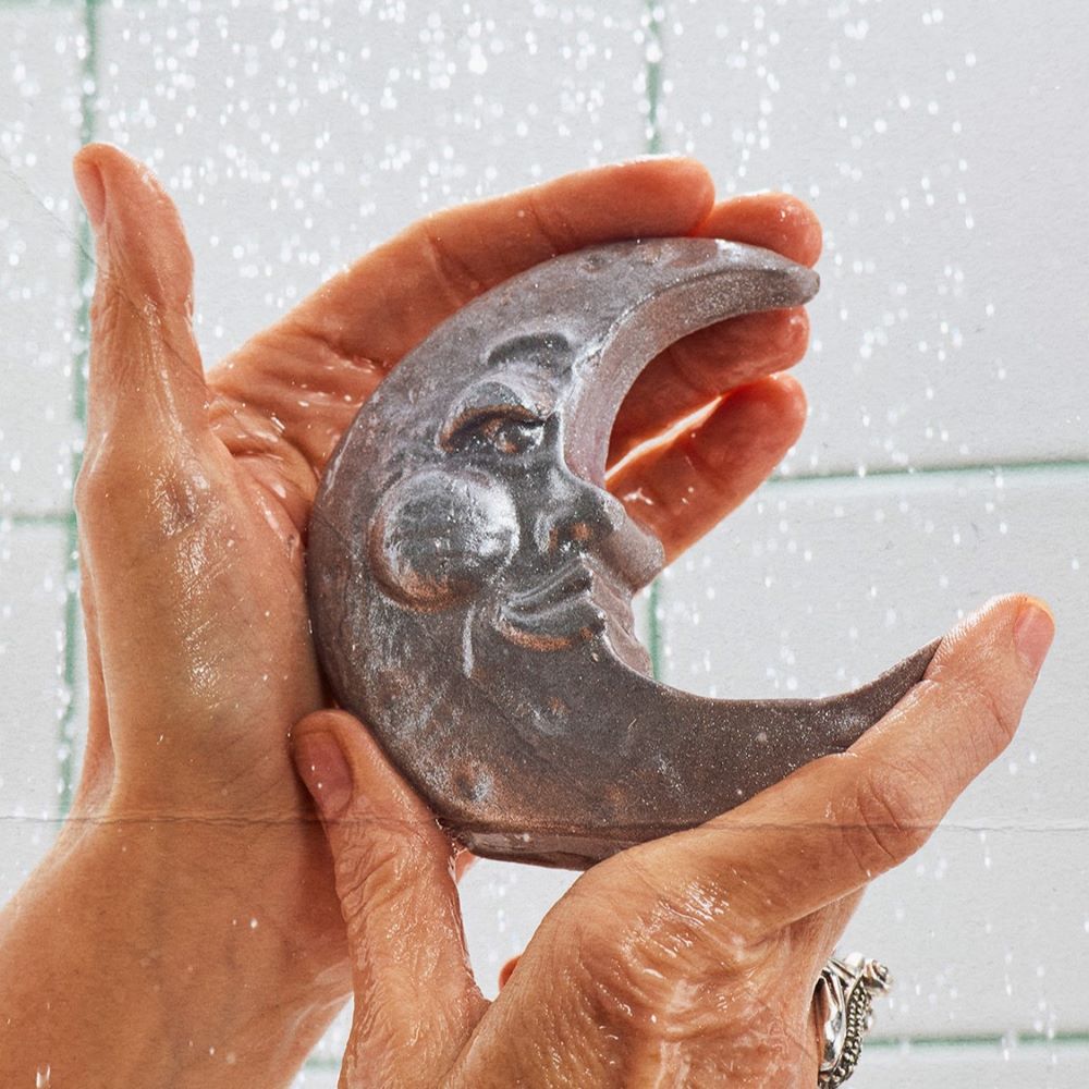 LUSH（ラッシュ） シルバリームーン ソープ 固形石鹸 ボディソープ