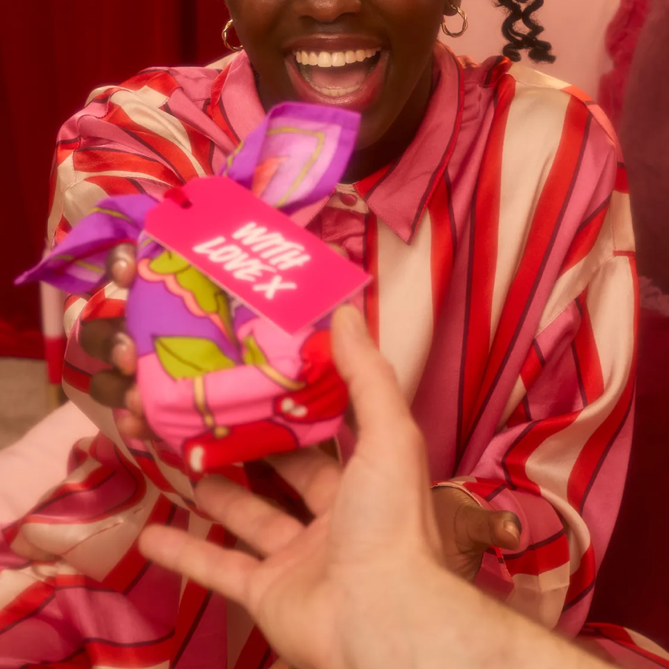 LUSH（ラッシュ） スクイーズ ノットラップ 限定 2026 風呂敷 Knot