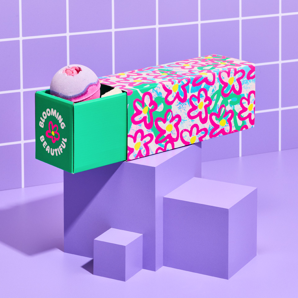 LUSH バスボム・バブルバー 11個セット LUSH ブルーミング ビューティフル ギフト プレゼント バスボム