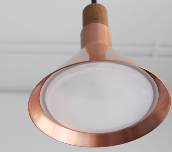 LEDエポカのブロンズ