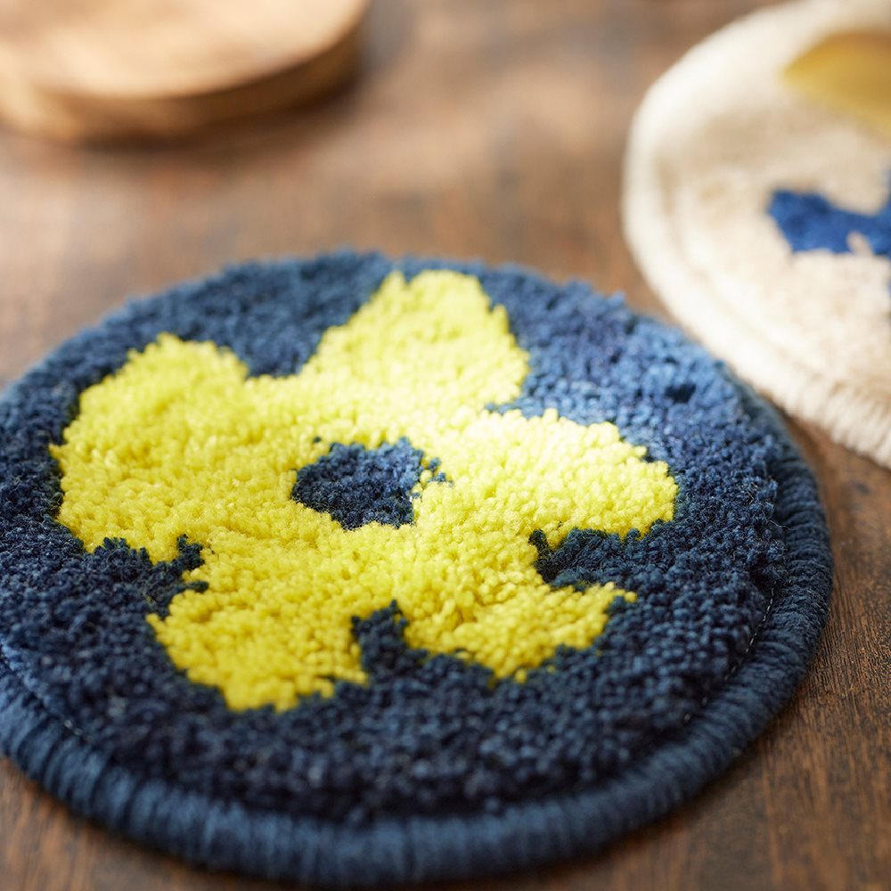 円形ミニラグ・木のモチーフ・青×3緑1 4セット 円形ミニラグ・木の