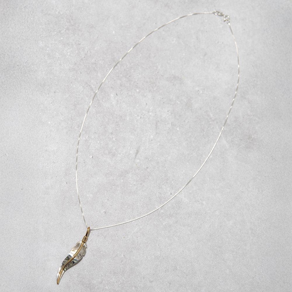 Indian Jewelry インディアンジュエリー Navajo Feather Necklace ANNE