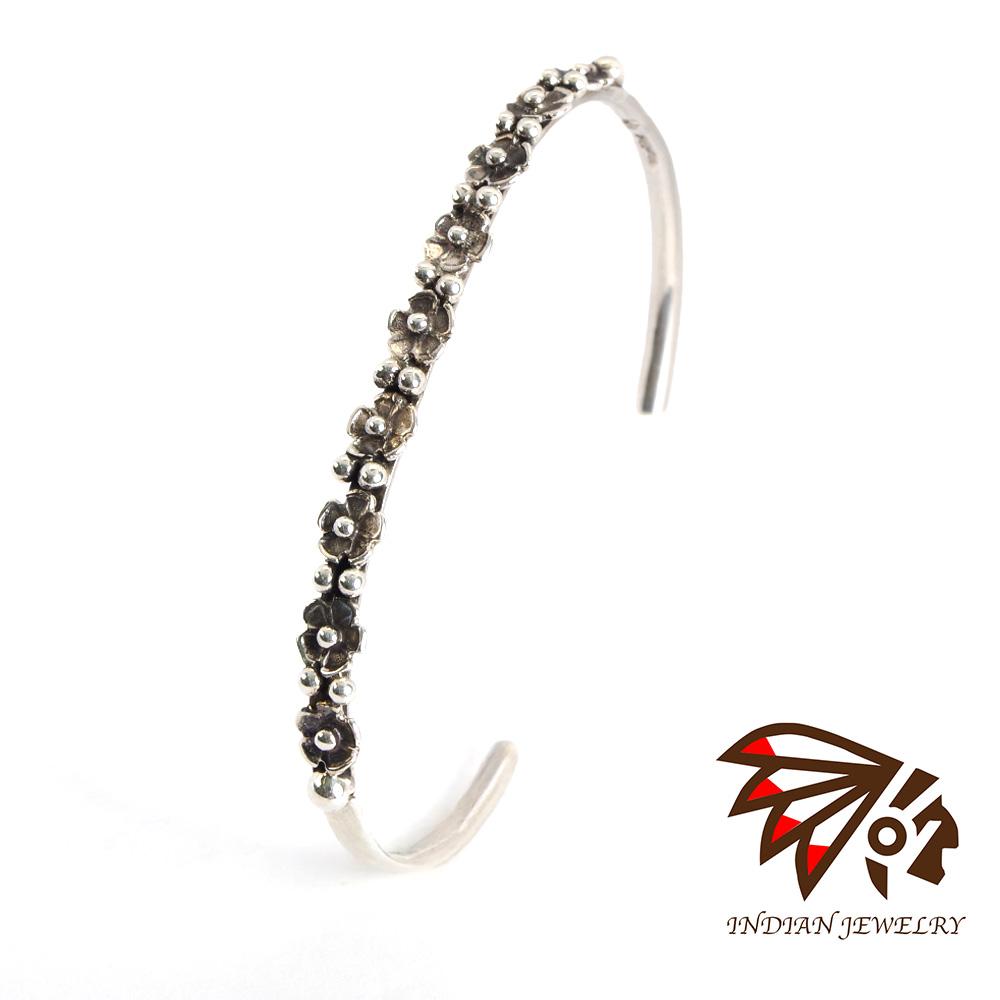Indian Jewelry インディアンジュエリー Navajo Stampwork Widebangle