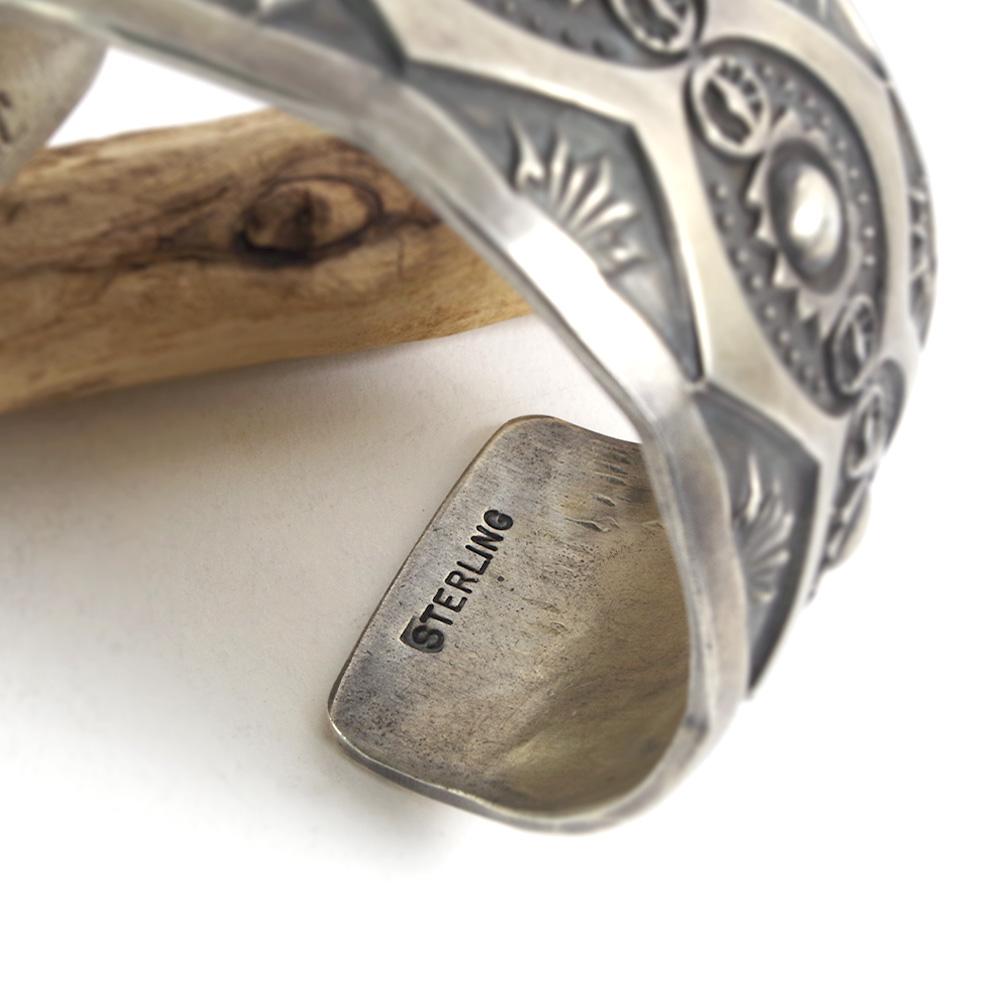 INDIAN JEWELRY インディアンジュエリー Navajo Stampwork Widebangle TYPE-A Jerald Tahe ナバホ スタンプワーク ワイドバングル タイプA ジェラルド・タへ作の画像