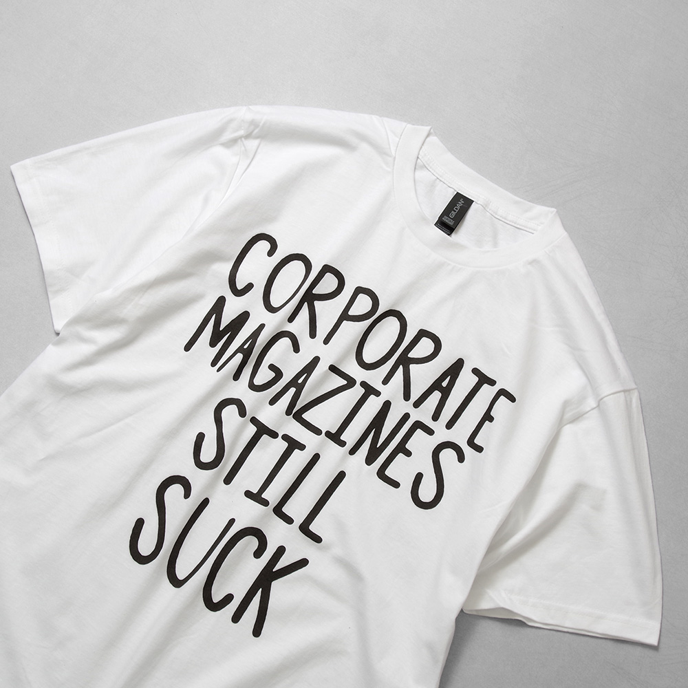 CORPORATE MAGAZINES STILL SUCK (As Worn By Kurt Cobain, NIRVANA) コーポレイトマガジン  ニルヴァーナ MUSIC Tee (ミュージックティー)