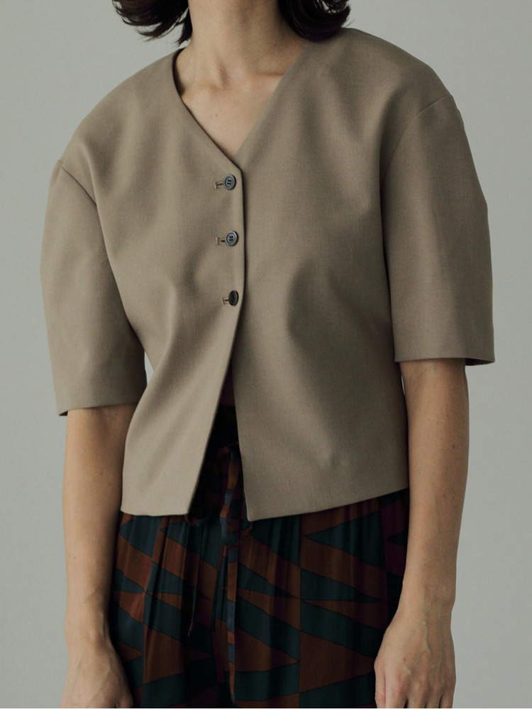 anuke 【SALE】anuke アンヌーク 即日発送 Vneck Compact Shirts