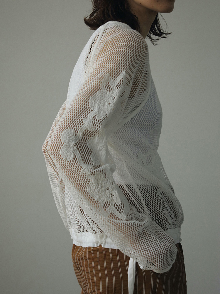 anuke 【SALE】anuke アンヌーク 即日発送 Embroidery Mesh Tops