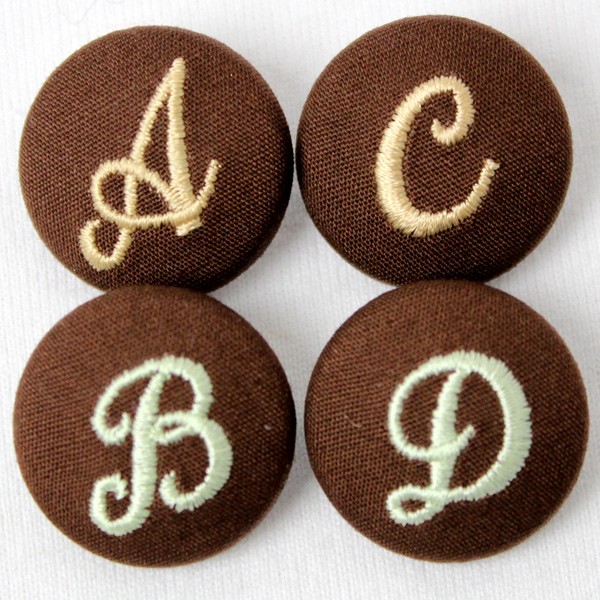 刺繍くるみボタン アルファベット 入園 入学 名前 バッグ 袋