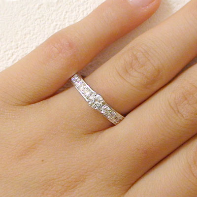 鑑定書付 ダイヤモンド プラチナ 婚約指輪 エンゲージリング 0.3ct F