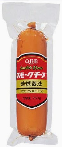 QBB スモークチーズ 燻製製法 250g×1個 冷蔵 とろける パスタ リゾット サラダ ワイン ハーブ にんにく