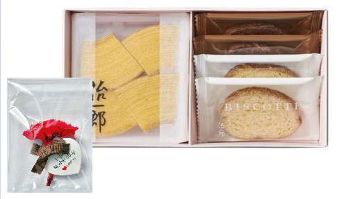 母の日 ギフト カーネーション付き 治一郎のバウムクーヘン 詰め合わせ1×1個 セット 焼菓子  2026 ショッパー付き プリザ 花はイメージ図です