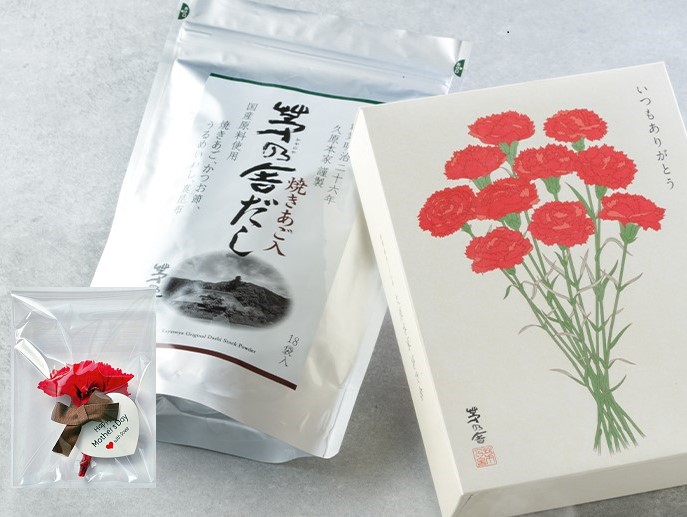 母の日 ギフト カーネーション付き 茅乃舎 贈答箱入茅乃舎だし(8g×18袋入)×1個 出汁セット 紙袋付き プリザ 花はイメージ図です