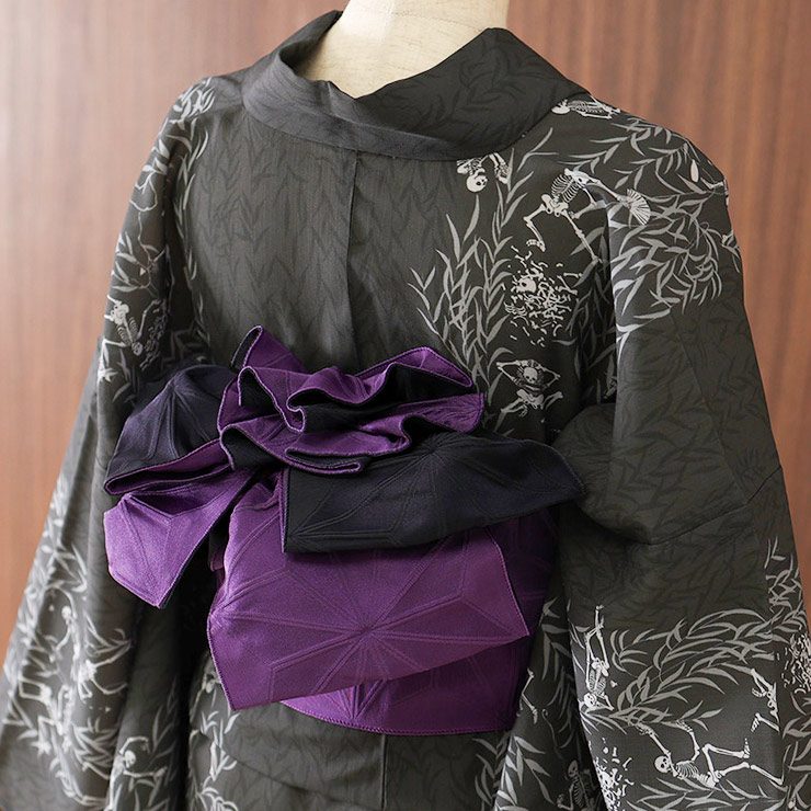 美品　撫松庵　 リバーシブル 半幅帯／細帯 ＜織七宝＞ 濃紫×グレー 撫松庵 半幅帯 細帯 織七宝 (濃紫×グレー) 日本製 パープル 薄
