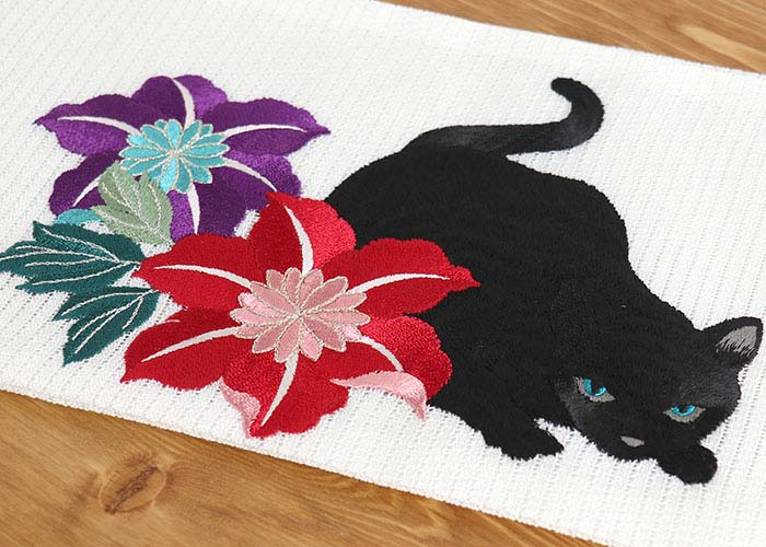 刺繍細帯 猫と鉄線（シロ 109-302-108-02） 絽 夏向け ホワイト