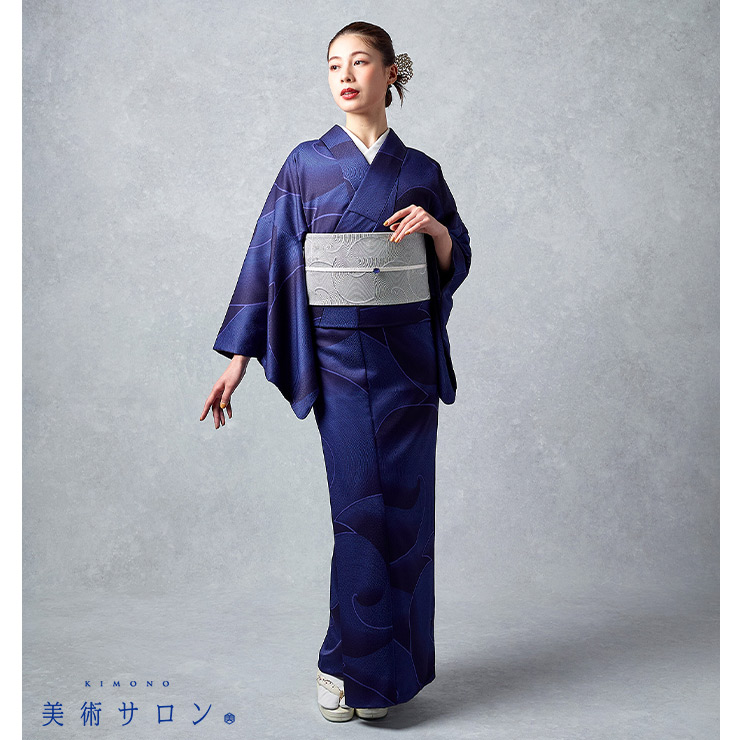 【美品✨】東レシルック　洗える着物　飛び柄小紋　空色鼠　四季花丸文　ⅯサイズM4 美術サロン 東レシルック 洗える着物 渦美 ブルー 日本製 青 紺